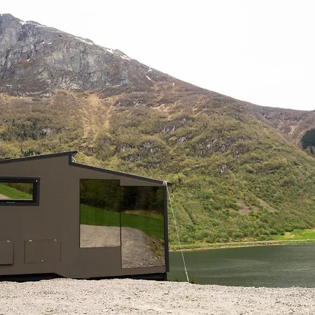 Panoramahytte Med Utsikt Mot Eggenipa Appartement Egge